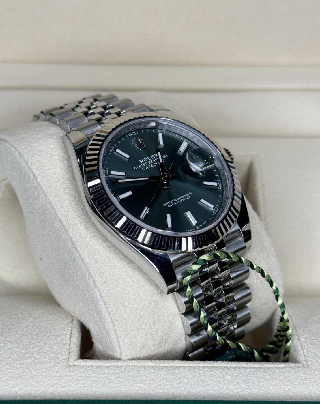 Datejust — Mint Green Dial view 2